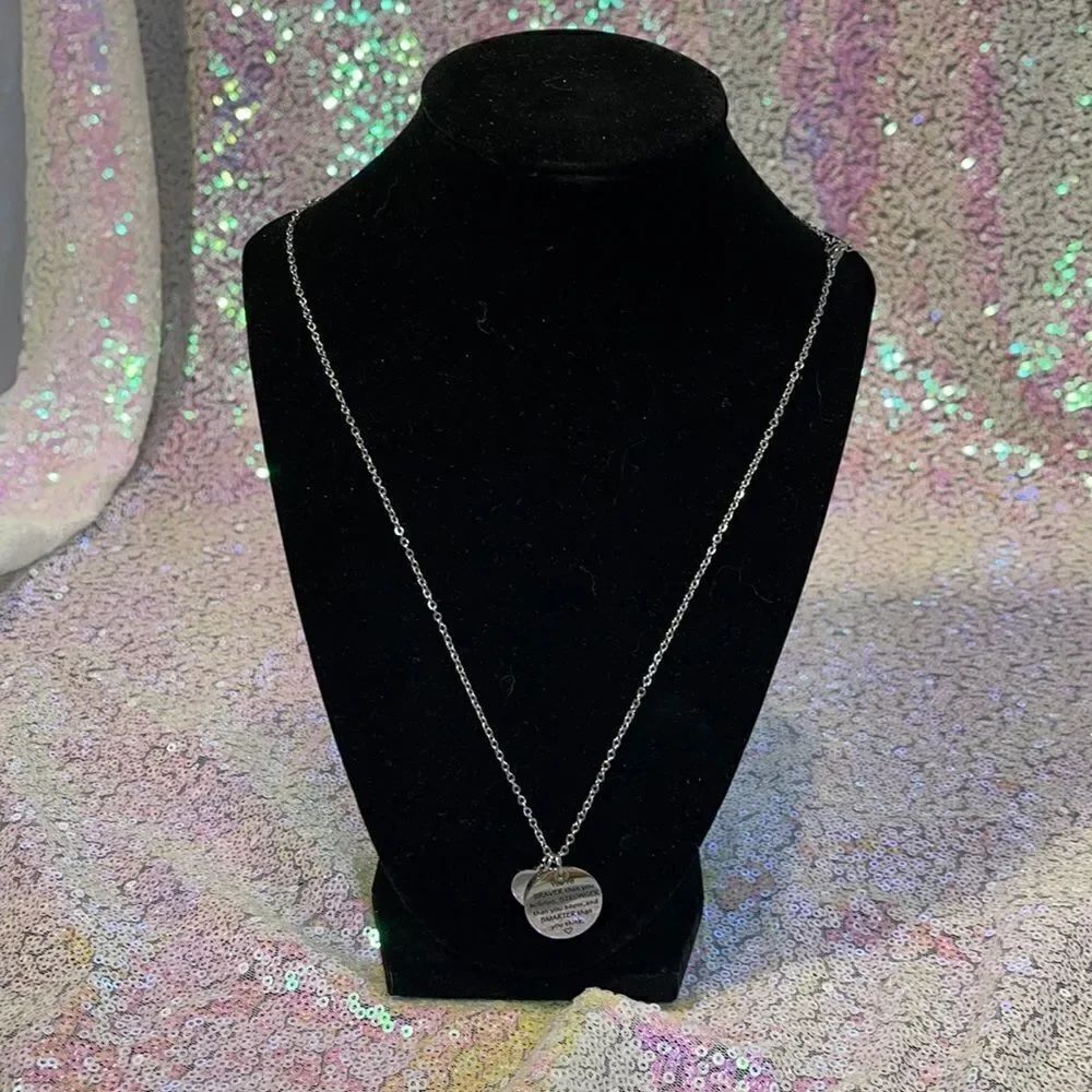 Brand new adjustable necklace